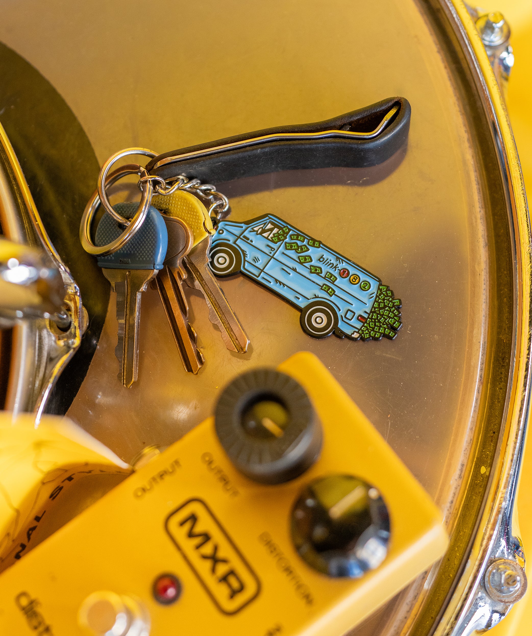 blink-182 Van Keychain • blink-182 x Oxford Pennant - Image 3